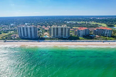 19 Avenue De La Mer Palm Coast FL 32137