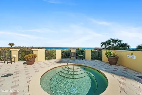 19 Avenue De La Mer Palm Coast FL 32137