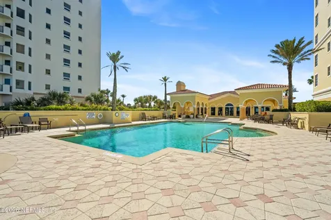 19 Avenue De La Mer Palm Coast FL 32137