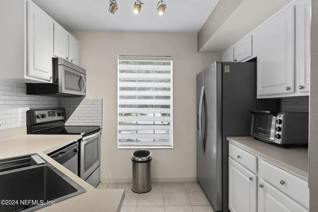 13703 Richmond Park Drive Jacksonville FL 32224