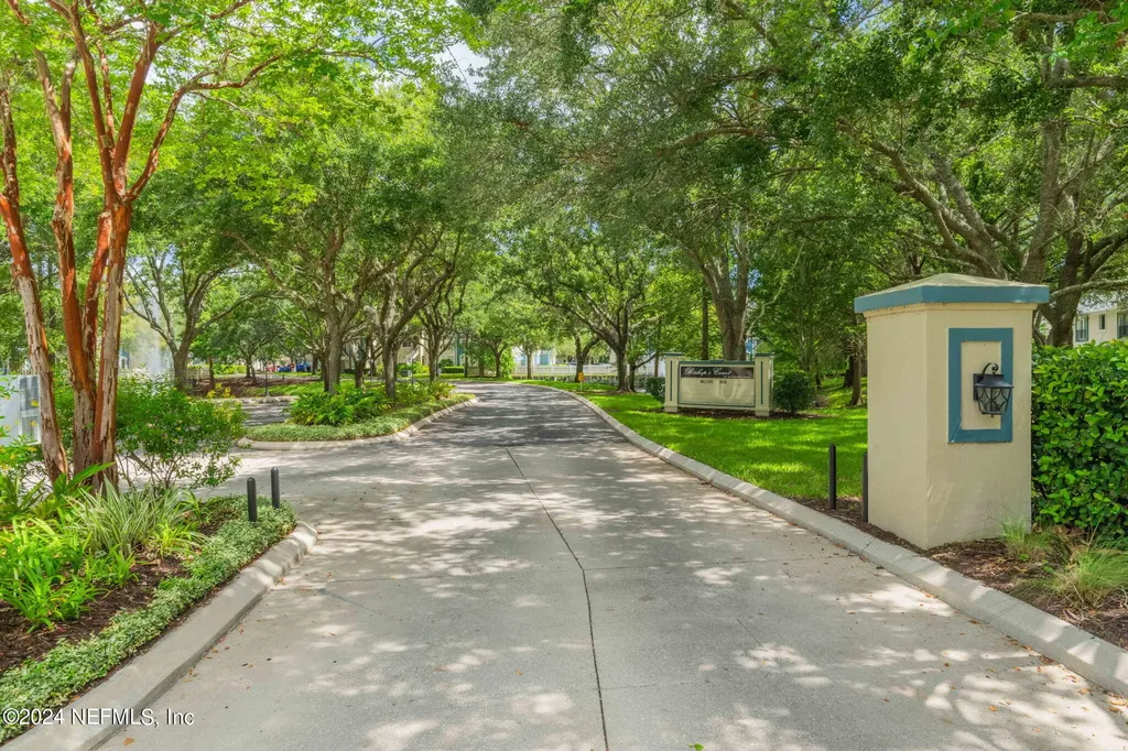 13703 Richmond Park Drive Jacksonville FL 32224