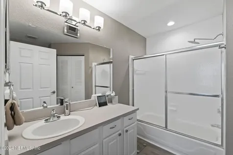 13703 Richmond Park Drive Jacksonville FL 32224