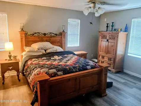 115 Crestwood Drive Interlachen FL 32148