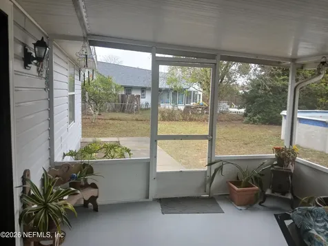 115 Crestwood Drive Interlachen FL 32148