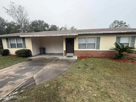 683 W Peniel Road Palatka FL 32177