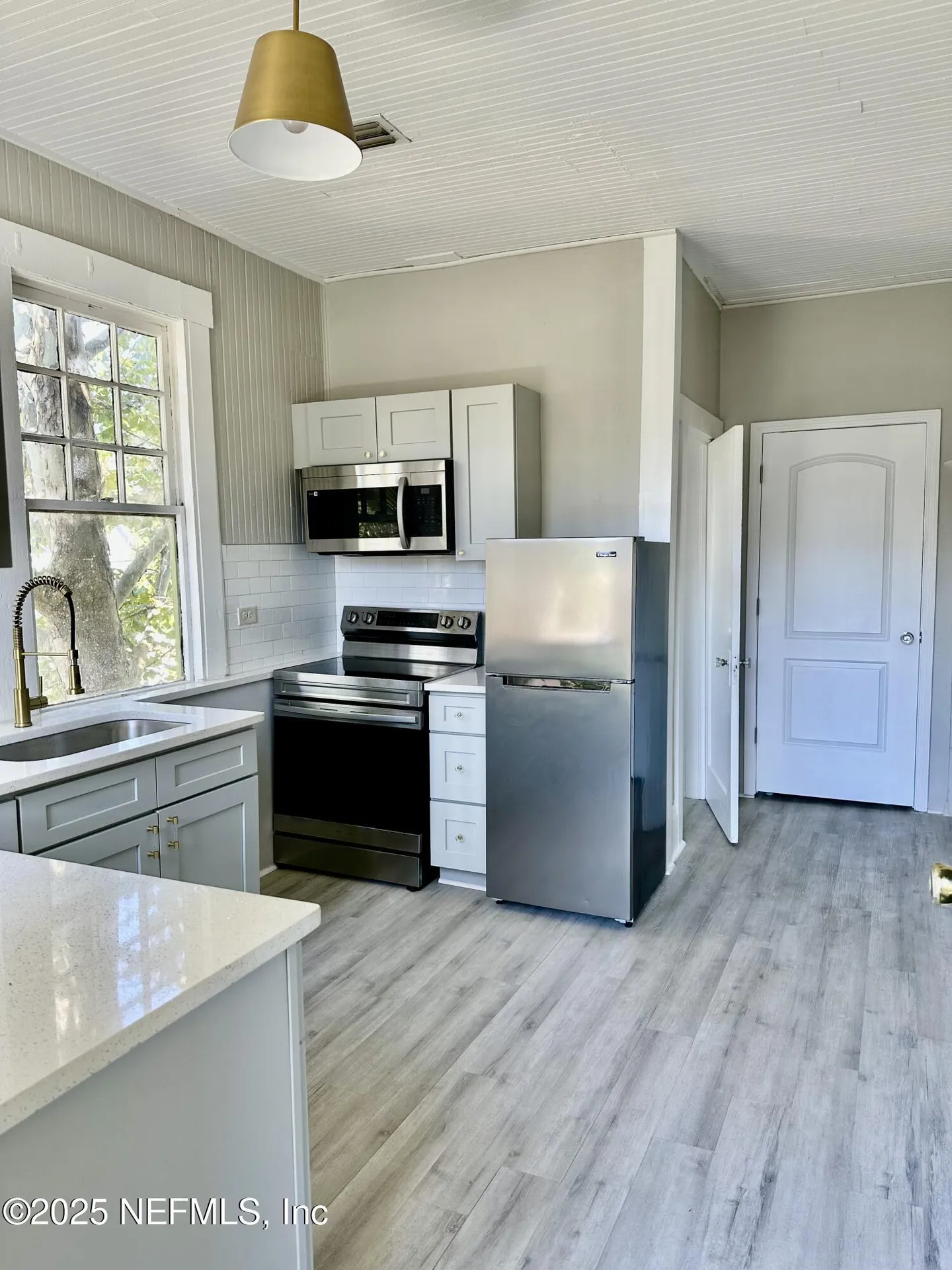1402 James Street Jacksonville FL 32205