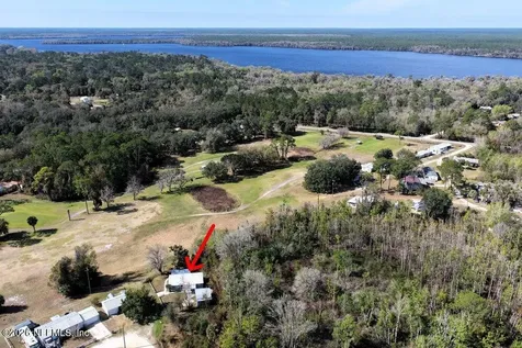 152 Alligator Circle Crescent City FL 32112