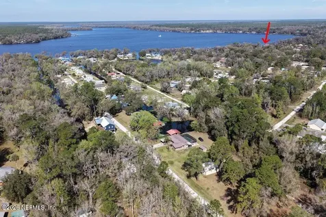 152 Alligator Circle Crescent City FL 32112