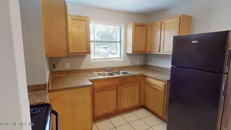 6713 Peter Rabbit Drive N Jacksonville FL 32210