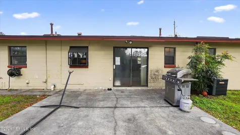 5670 Fargo Drive N Jacksonville FL 32207