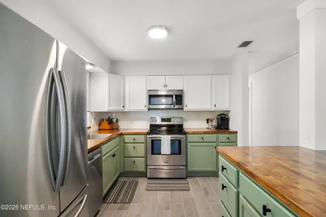 17 Palm Drive Yankeetown FL 34498