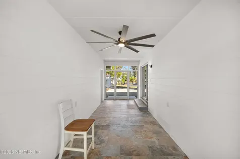 17 Palm Drive Yankeetown FL 34498