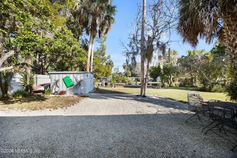 17 Palm Drive Yankeetown FL 34498