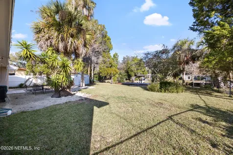17 Palm Drive Yankeetown FL 34498