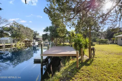 17 Palm Drive Yankeetown FL 34498