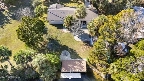 17 Palm Drive Yankeetown FL 34498