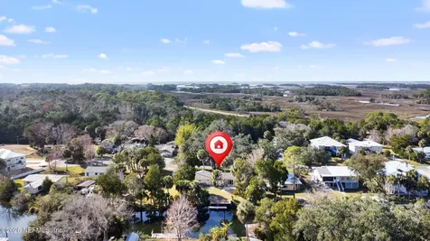 17 Palm Drive Yankeetown FL 34498