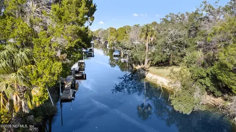 17 Palm Drive Yankeetown FL 34498