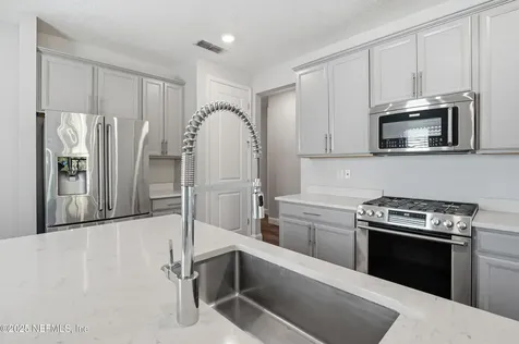 322 Clifton Bay Loop St. Johns FL 32259