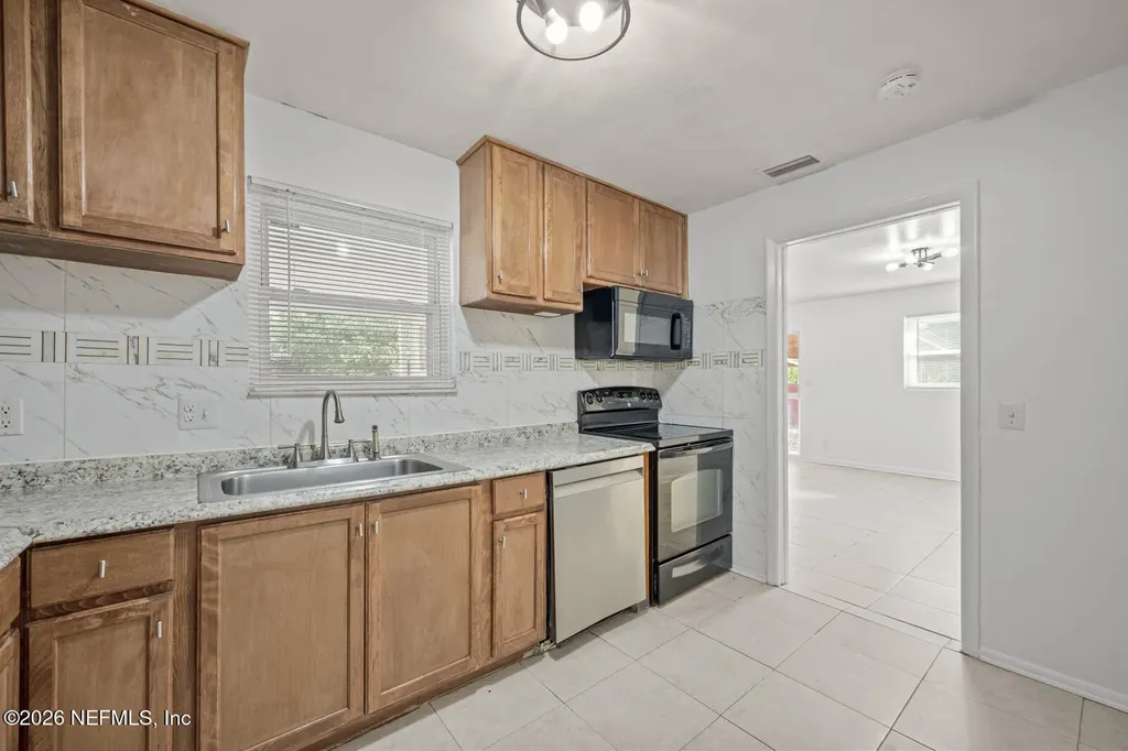 3509 Rogero Road Jacksonville FL 32277