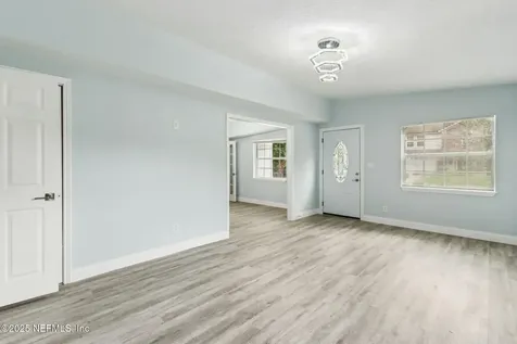 9124 5th Avenue Jacksonville FL 32208