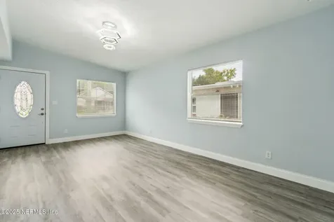 9124 5th Avenue Jacksonville FL 32208