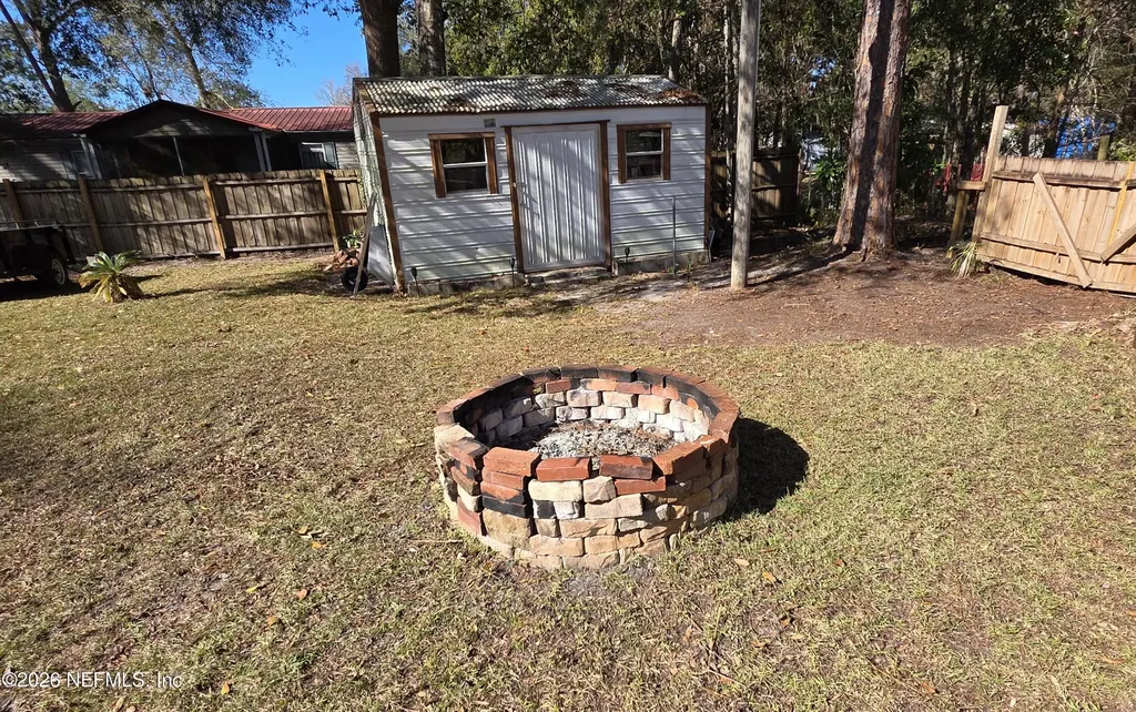 108 Creekside Road Satsuma FL 32189