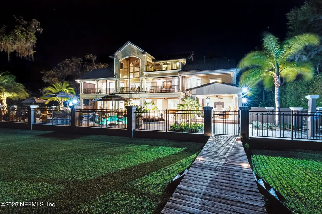 140 Monterey Bay Lane Green Cove Springs FL 32043