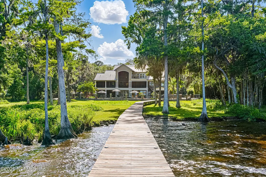 140 Monterey Bay Lane Green Cove Springs FL 32043