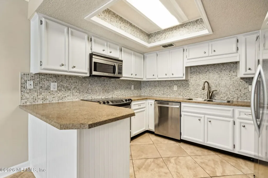 1965 Acorn W Orange Park FL 32073
