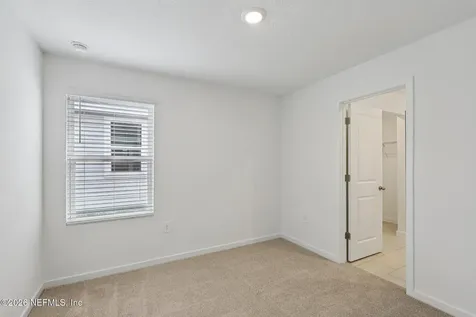 7430 Everett Forest Drive Jacksonville FL 32219