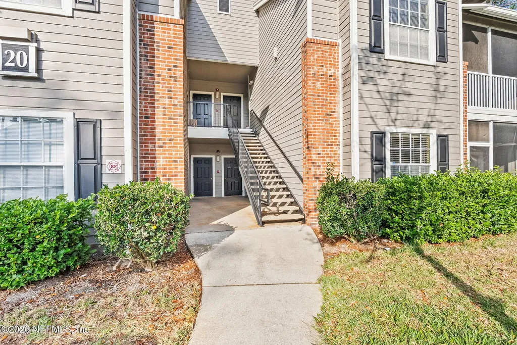 10000 Gate Parkway Jacksonville FL 32246