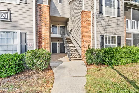 10000 Gate Parkway Jacksonville FL 32246