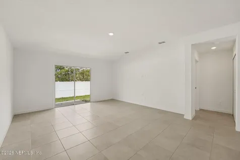 11 Dilly Court Palm Coast FL 32164