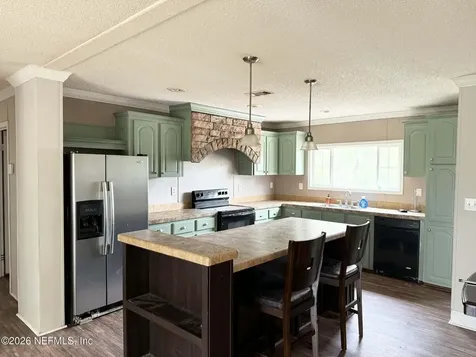 1670 Dennis Howell Road Perry FL 32348