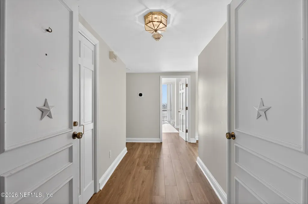 1596 Lancaster Terrace Jacksonville FL 32204