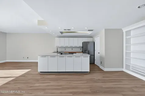 1596 Lancaster Terrace Jacksonville FL 32204