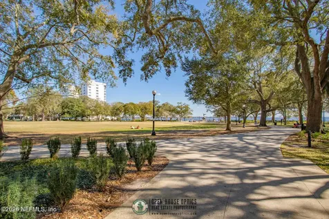 1596 Lancaster Terrace Jacksonville FL 32204