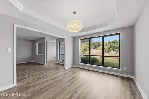 9794 Sharing Cross Court Jacksonville FL 32257