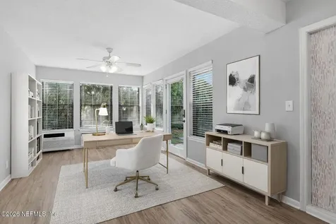 9794 Sharing Cross Court Jacksonville FL 32257