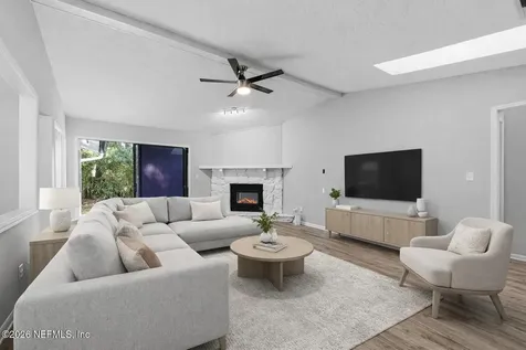 9794 Sharing Cross Court Jacksonville FL 32257