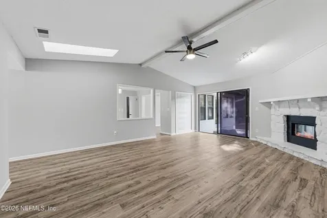 9794 Sharing Cross Court Jacksonville FL 32257