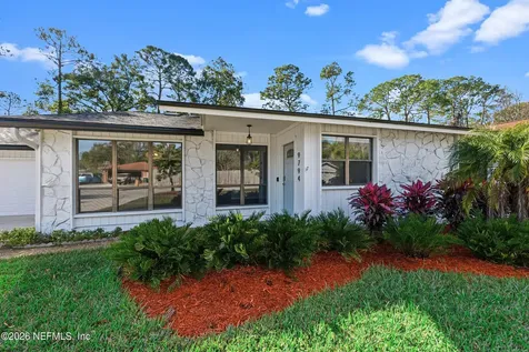 9794 Sharing Cross Court Jacksonville FL 32257
