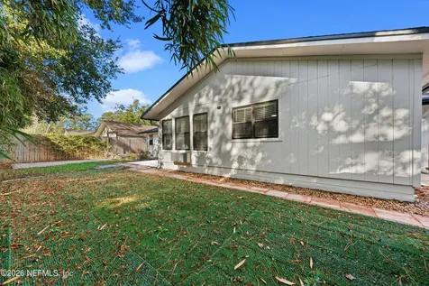 9794 Sharing Cross Court Jacksonville FL 32257