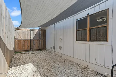 9794 Sharing Cross Court Jacksonville FL 32257