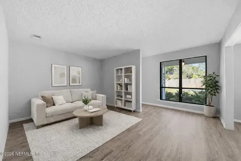 9794 Sharing Cross Court Jacksonville FL 32257