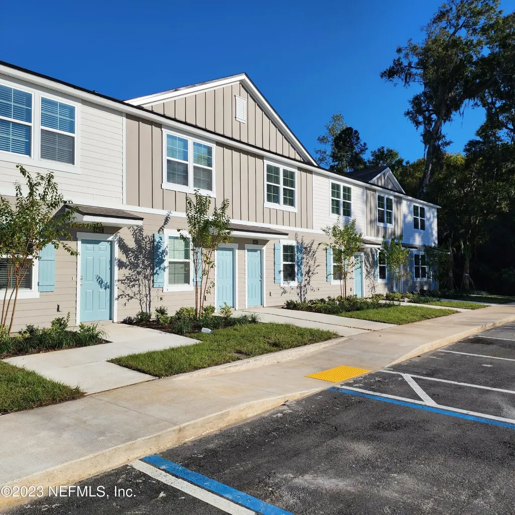 8409 Zenith Circle Jacksonville FL 32256