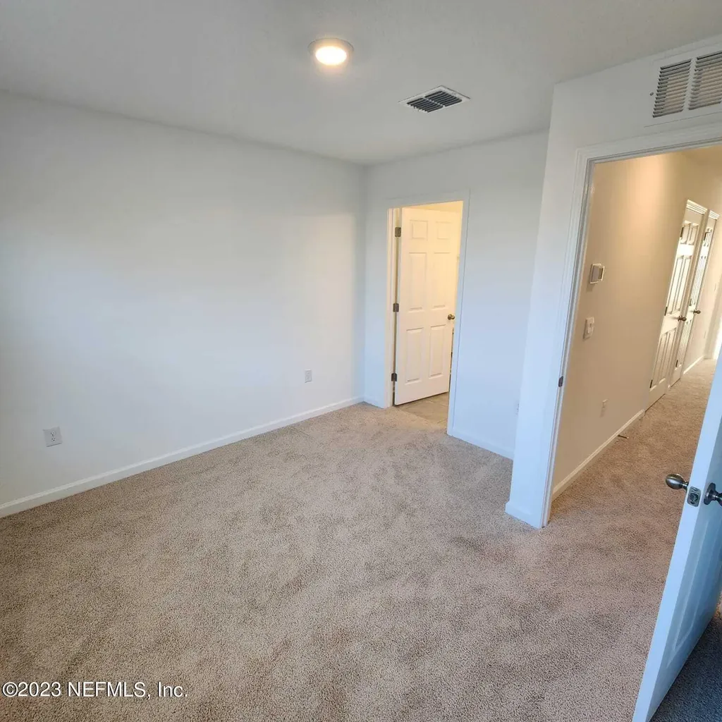 8409 Zenith Circle Jacksonville FL 32256