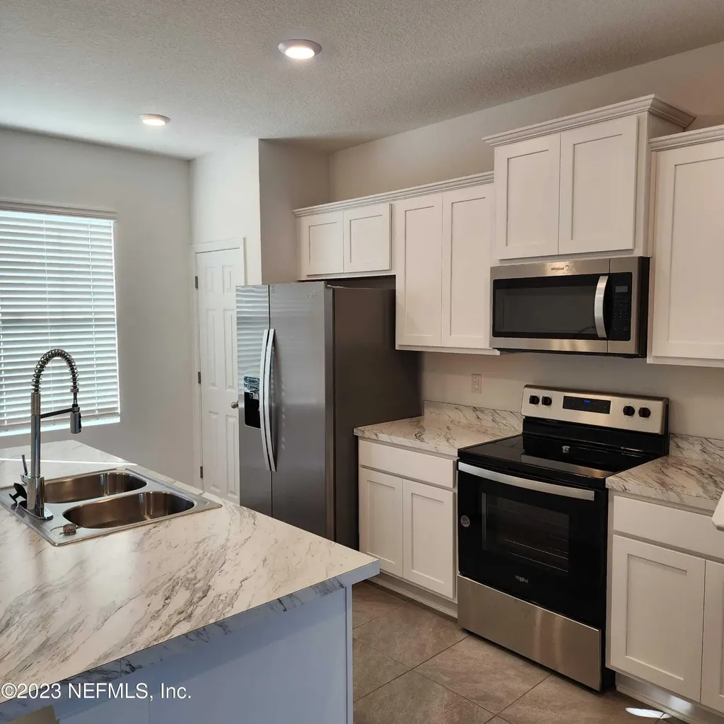 8409 Zenith Circle Jacksonville FL 32256