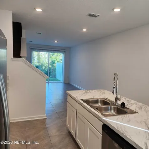 8409 Zenith Circle Jacksonville FL 32256